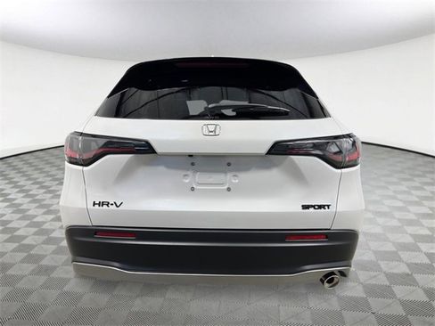 New 2026 Honda HR-V Sport image 5