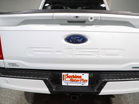 Used 2023 Ford F150 Lariat w/ Equipment Group 502A High AWD/4WD image 8