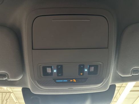 Used 2023 Ford Explorer XLT w/ Equipment Group 202A AWD/4WD image 38
