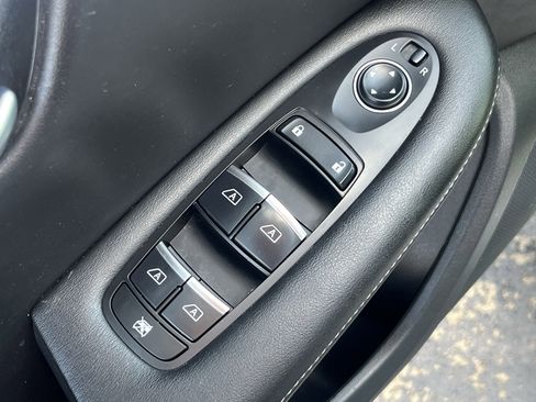 Used 2020 INFINITI QX50 Essential w/ Convenience Package FWD image 27