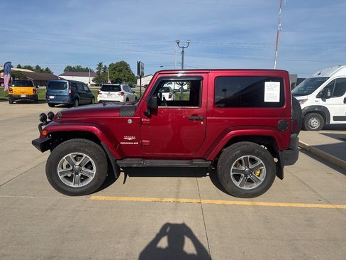 Used 2013 Jeep Wrangler Sahara w/ Dual Top Group AWD/4WD image 2