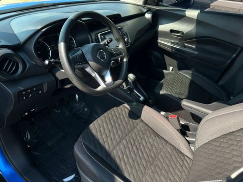 Used 2021 Nissan Kicks S FWD image 10