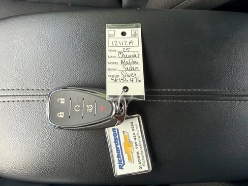 Used 2025 Chevrolet Malibu LT FWD image 22