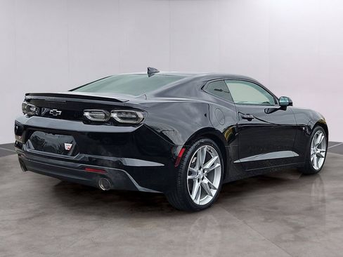 Certified 2021 Chevrolet Camaro LT w/ RS Package image 4