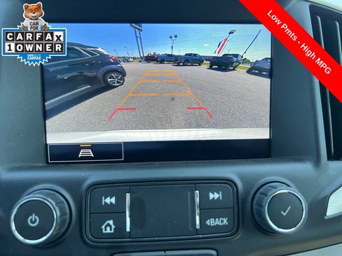 Used 2022 GMC Terrain SLT w/ LPO, Floor Liner Package FWD image 18