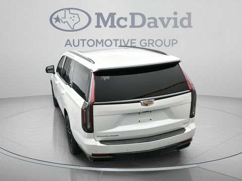 Used 2023 Cadillac Escalade Sport Platinum AWD/4WD image 48