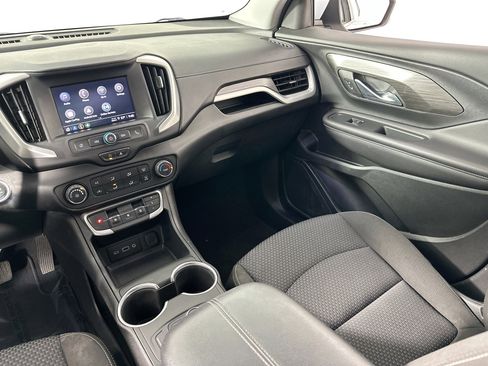 Used 2022 GMC Terrain SLE image 21