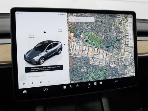 Used 2022 Tesla Model Y Long Range image 27