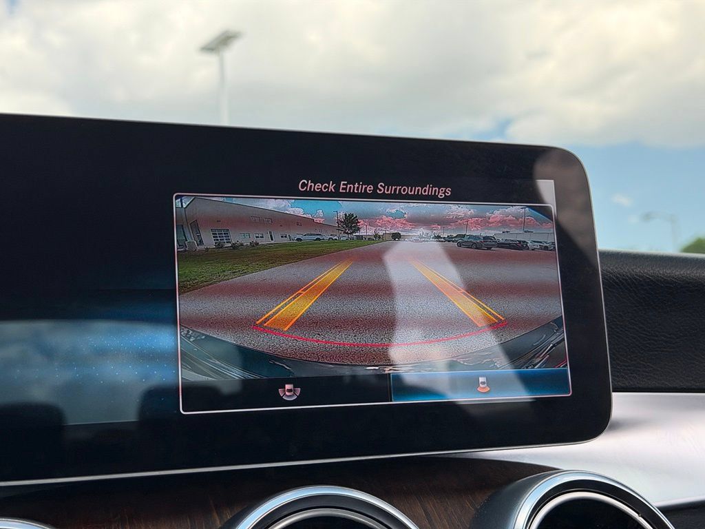 Used 2019 Mercedes-Benz C 300 4MATIC Sedan image 29