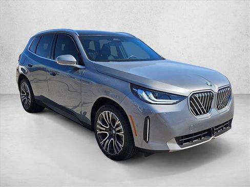 Used 2026 BMW X3 xDrive30i w/ Premium Package AWD/4WD image 3