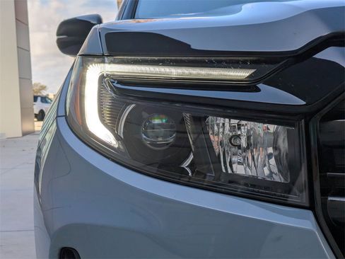 Used 2024 Honda Ridgeline Black Edition image 11