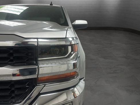 Used 2017 Chevrolet Silverado 1500 LT w/ All Star Edition AWD/4WD image 30