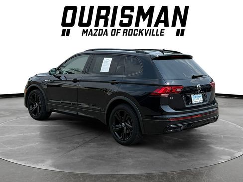 Used 2024 Volkswagen Tiguan SE R-Line FWD image 4