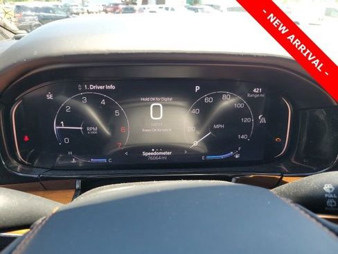 Used 2023 Jeep Grand Wagoneer L Series III AWD/4WD image 10