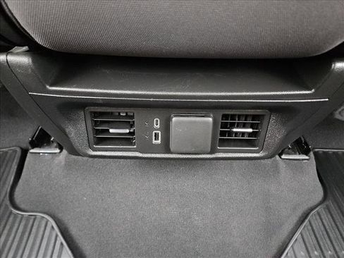 Used 2025 Chevrolet Silverado 1500 LT image 17