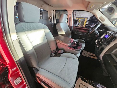 Used 2013 RAM 1500 Express image 10