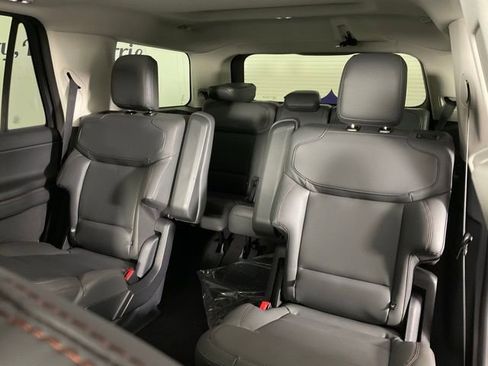 New 2025 Ford Expedition Active image 16