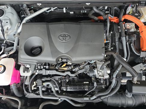Used 2024 Toyota RAV4 SE w/ Weather Package AWD/4WD image 28