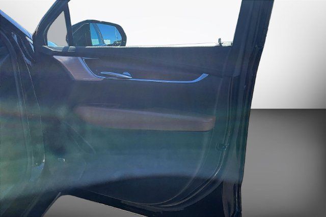 Used 2020 Cadillac XT5 Premium Luxury AWD/4WD image 18