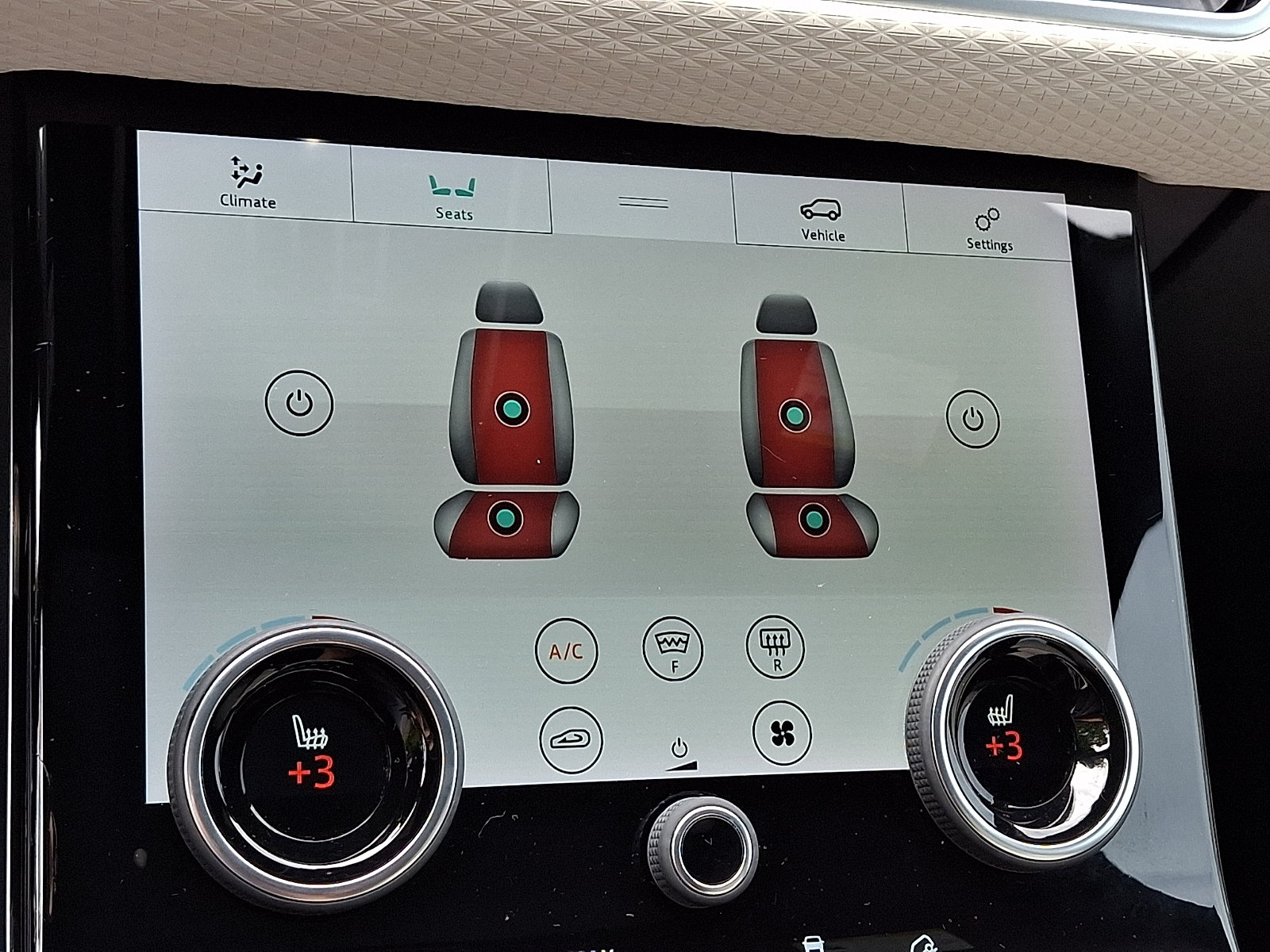 Used 2019 Land Rover Range Rover Velar R-Dynamic SE AWD/4WD image 23