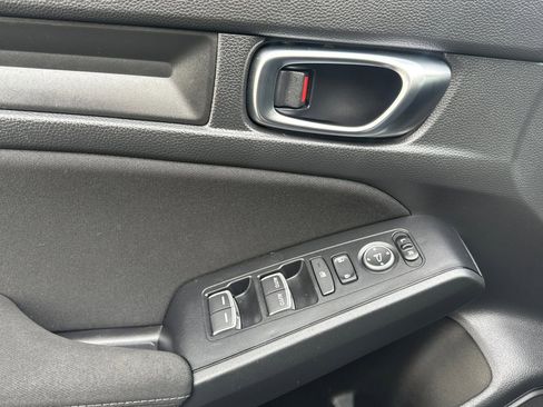 Used 2022 Honda Civic LX image 11