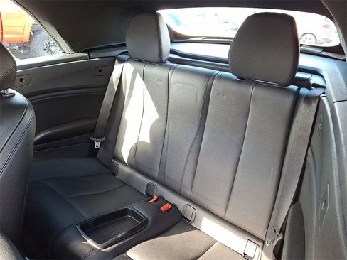 Used 2017 BMW M240i xDrive Convertible image 10