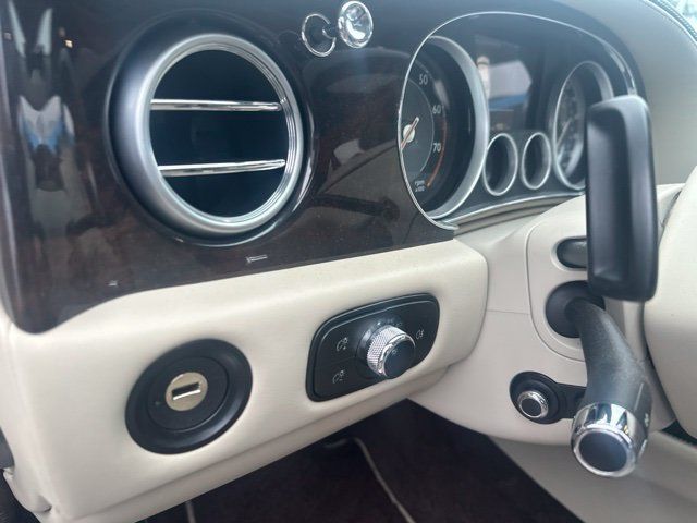 Used 2014 Bentley Flying Spur W12 AWD/4WD image 11