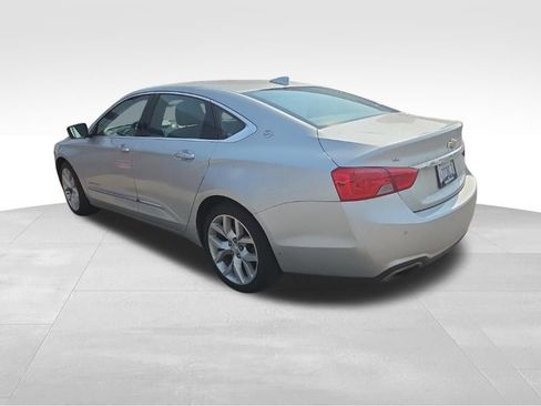 Used 2019 Chevrolet Impala Premier w/ Premier Convenience Package FWD image 4