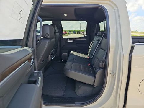New 2026 Chevrolet Silverado 1500 High Country w/ Technology Package AWD/4WD image 26