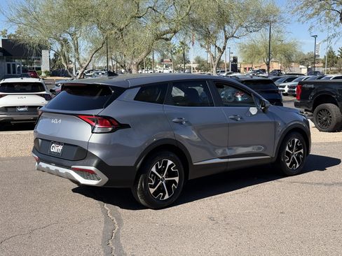 Certified 2024 Kia Sportage EX image 4