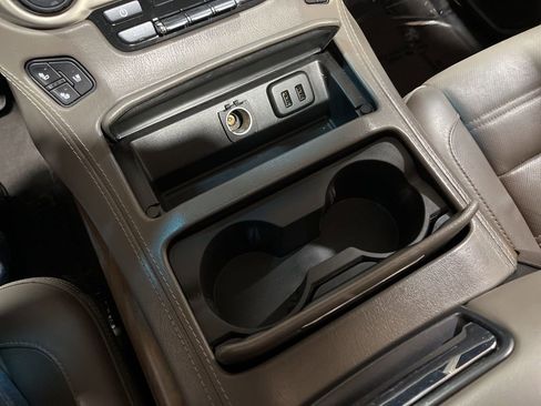 Used 2019 GMC Yukon XL Denali AWD/4WD image 35