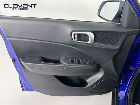 New 2026 Hyundai Venue SEL FWD image 24