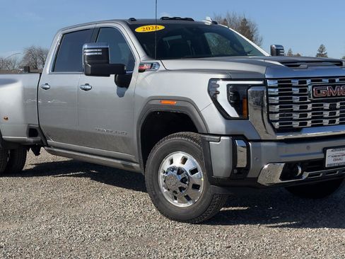 New 2026 GMC Sierra 3500 Denali w/ Denali Reserve Package image 1