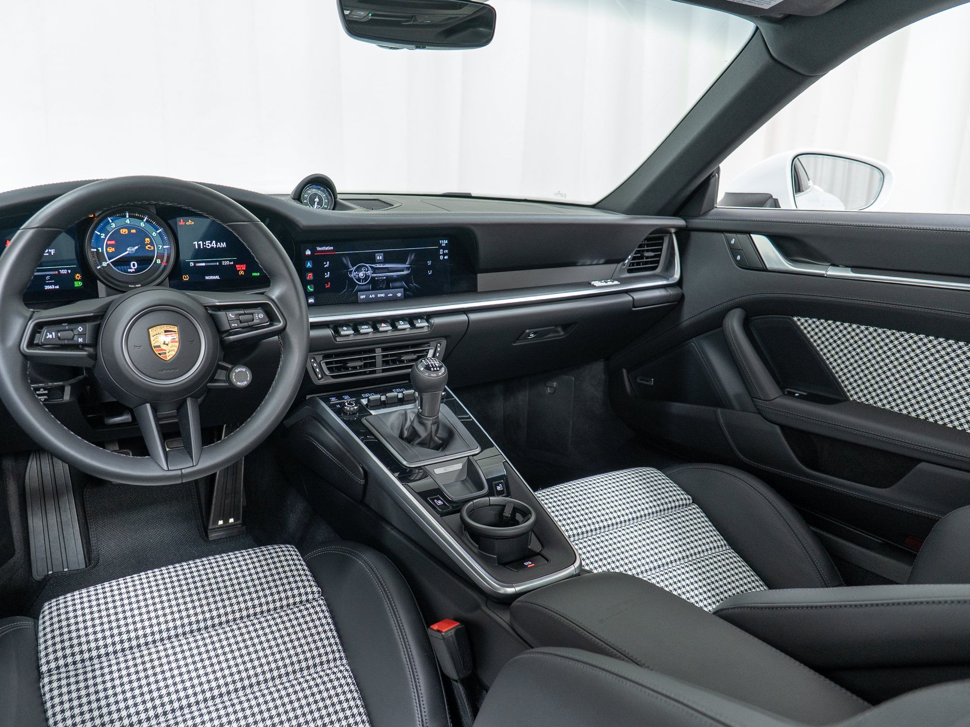 Certified 2024 Porsche 911 Carrera S RWD image 24