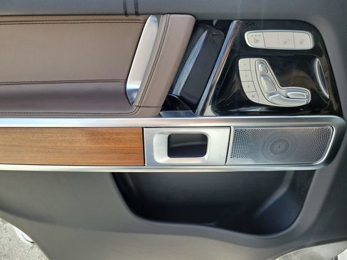 Used 2025 Mercedes-Benz G 550 image 15