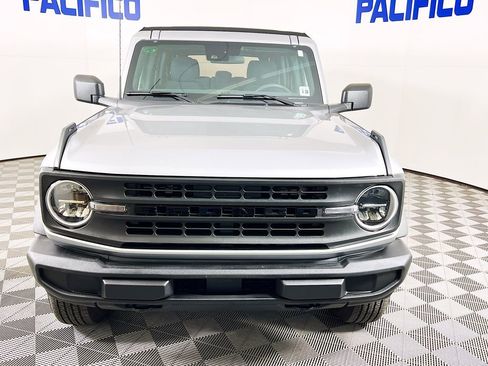 Certified 2023 Ford Bronco 4-Door image 3