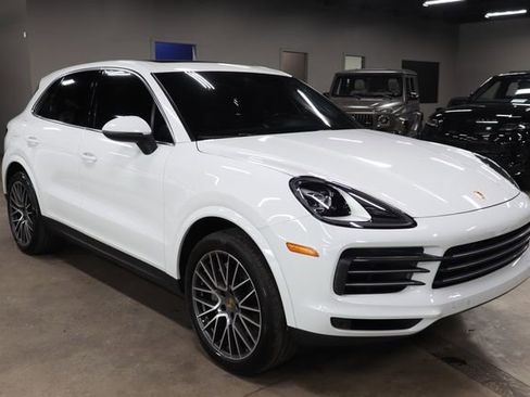 Used 2022 Porsche Cayenne Platinum Edition AWD/4WD image 7