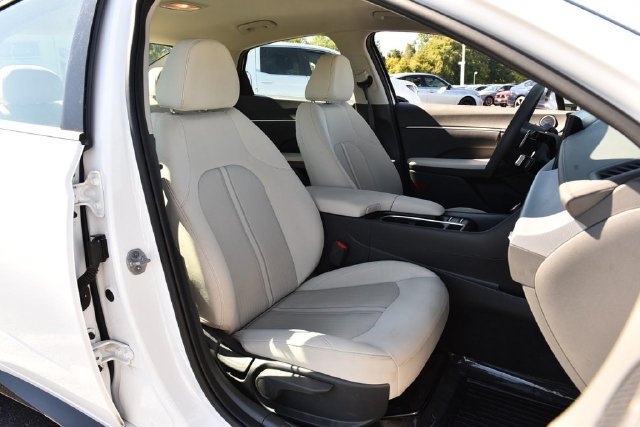 Used 2025 Hyundai Sonata SEL FWD image 20
