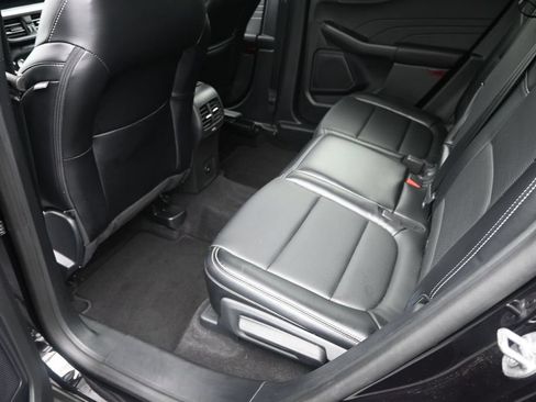 Used 2025 Ford Escape Platinum AWD/4WD image 14