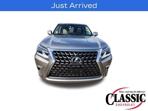 Used 2023 Lexus GX 460 Premium image 2