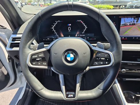 Used 2025 BMW 330i Sedan w/ M Sport Package RWD image 18
