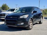 Used 2016 Ford Escape SE image 2