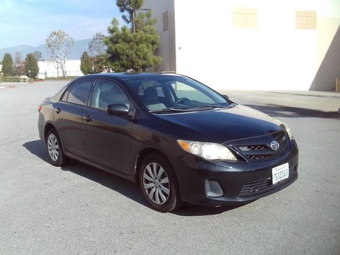 Used 2012 Toyota Corolla LE image 33