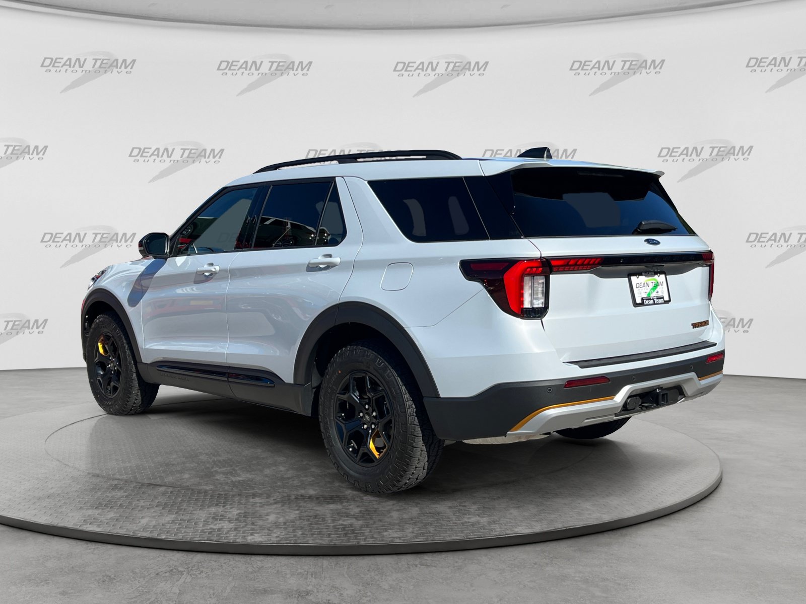 Used 2026 Ford Explorer Tremor w/ Tremor Ultimate Package AWD/4WD image 6