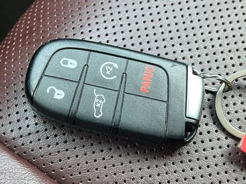 Used 2024 Dodge Durango R/T AWD/4WD image 42