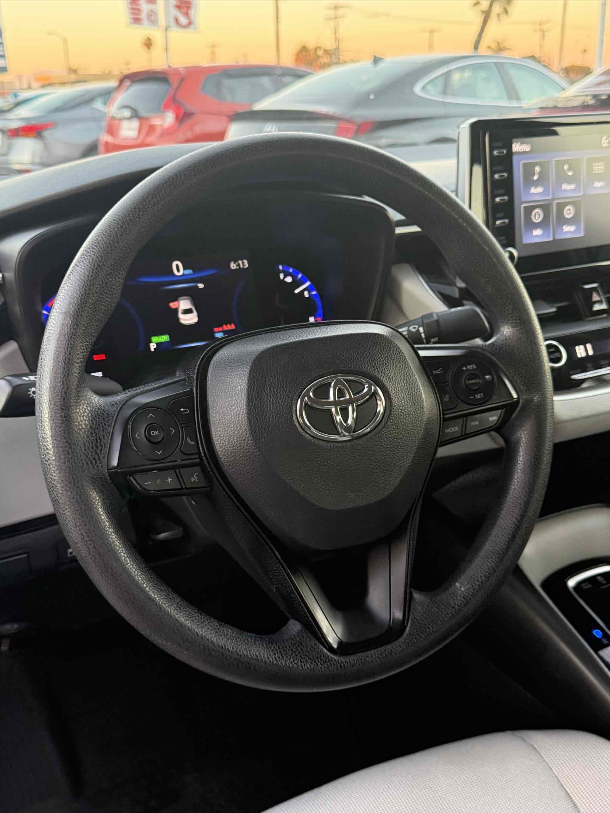 Used 2020 Toyota Corolla LE FWD image 85