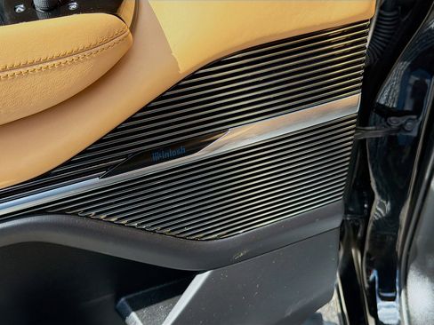 Used 2022 Jeep Grand Wagoneer Series III image 26