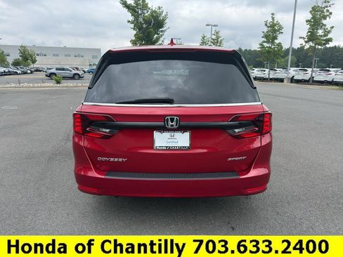 Certified 2023 Honda Odyssey Sport image 6