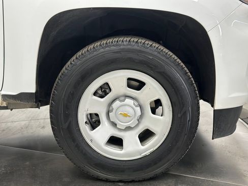 Used 2022 Chevrolet Colorado W/T RWD image 27