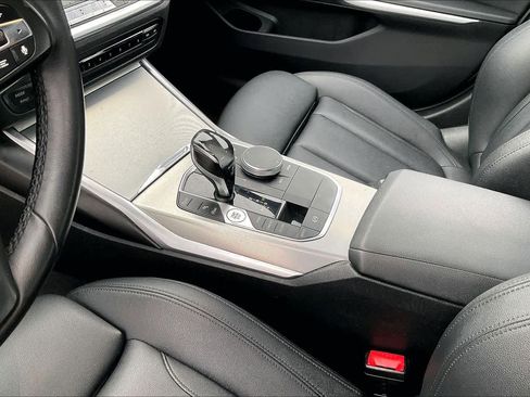Used 2019 BMW 330i 330i w/ Driving Assistance Package image 15